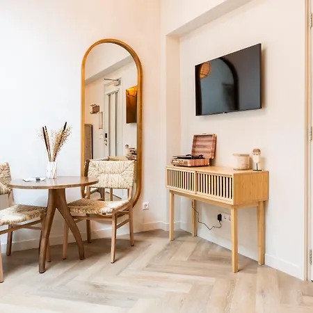 Grapelli Boutique Hotel 4*