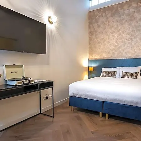 Grapelli Boutique Hotel 4*