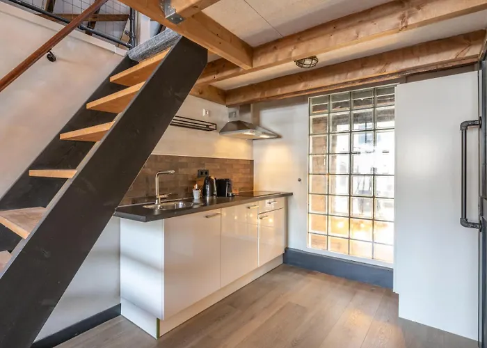 Grapelli Boutique 4*