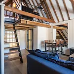 Grapelli Boutique 4* Alkmaar