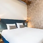 Grapelli Boutique 4*