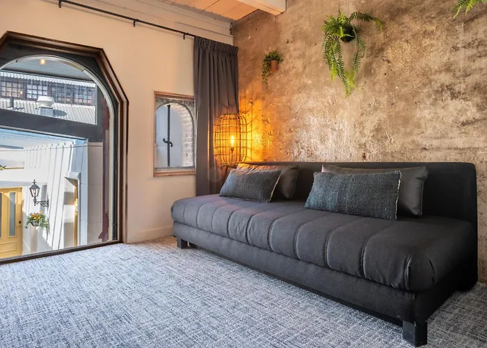 Grapelli Boutique 4* アルクマール